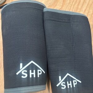 SHP Knee Sleeves – Men’s Large – Black – Pair